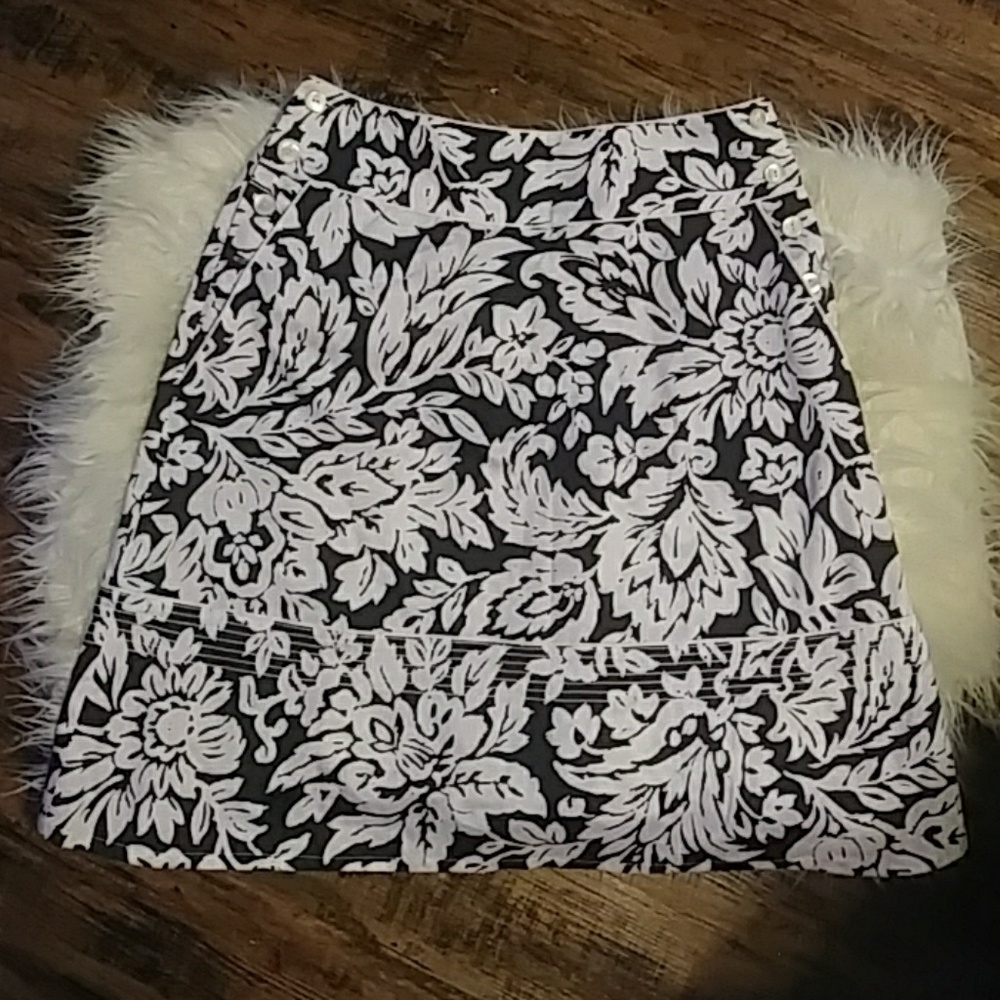 Talbots NWT size 10 skirt with pockets